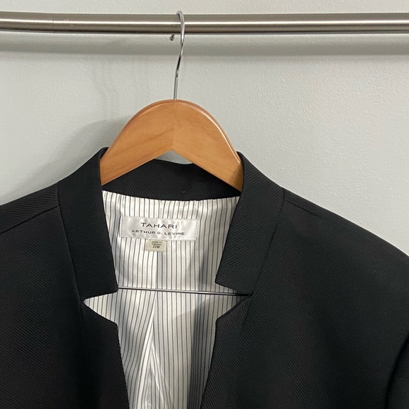 Plus size Designer Suit Size 22 - Picture 7 of 9